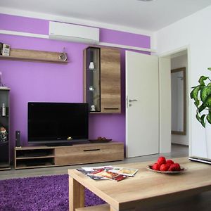 Geraeumige 4 Zimmer Wohnung An Den Kaiserthermen